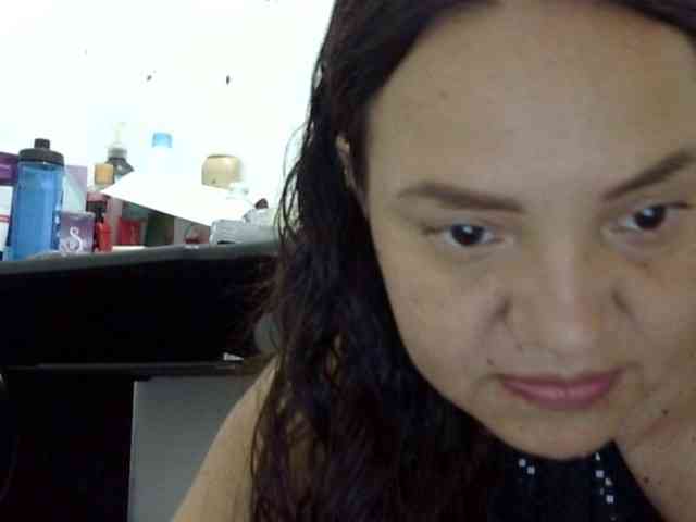 ElizabethMart webcam