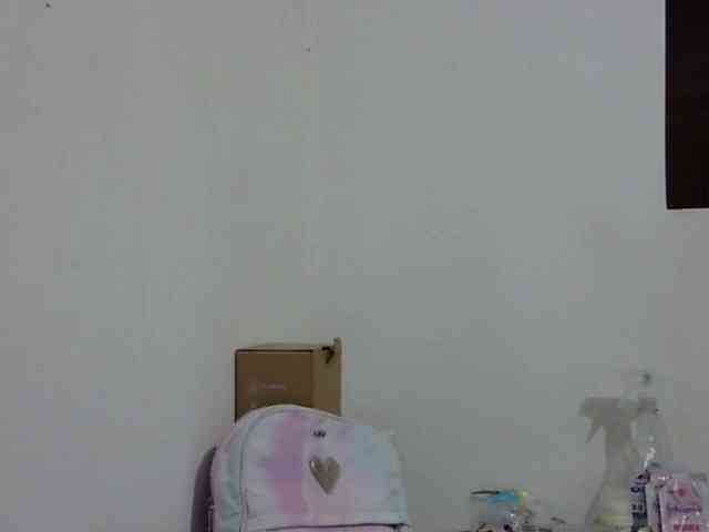 ElizabethMart webcam