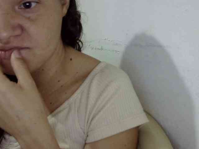 ElizabethMart webcam