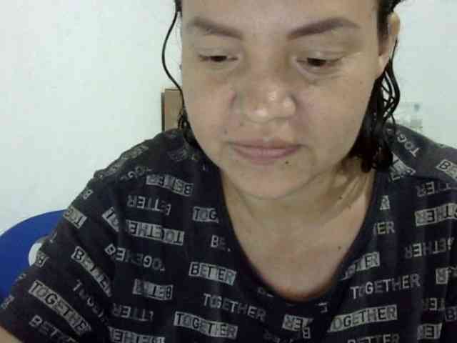 ElizabethMart webcam