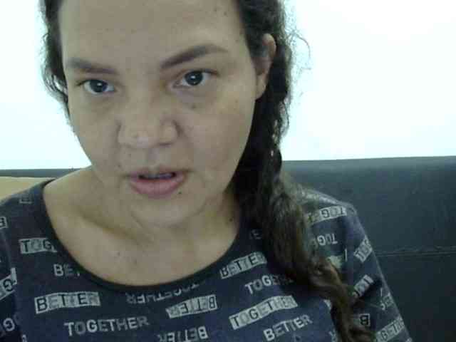 ElizabethMart webcam