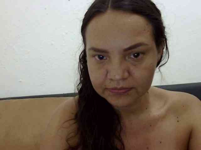 ElizabethMart webcam