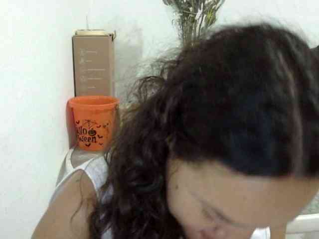 ElizabethMart webcam