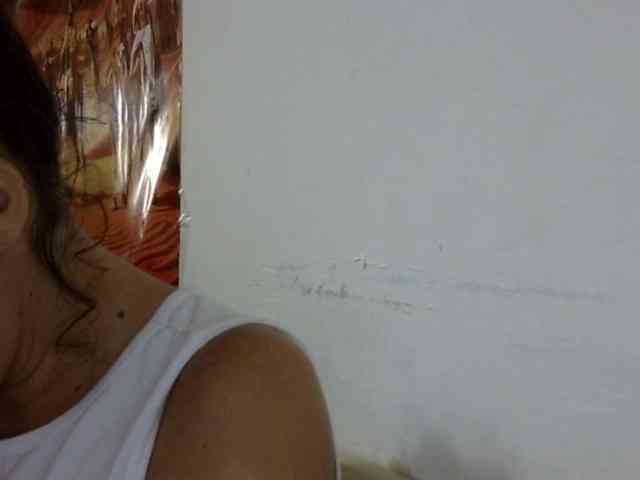 ElizabethMart webcam