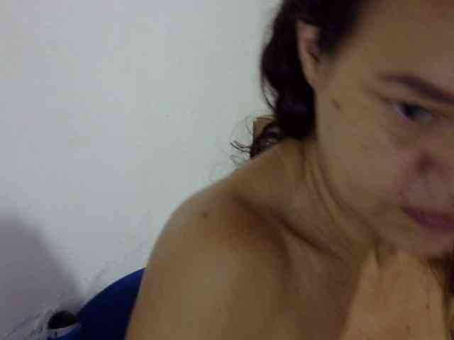 ElizabethMart webcam