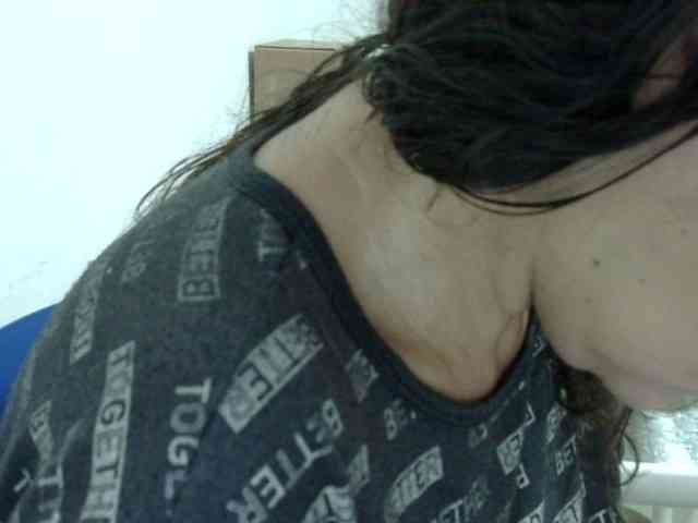 ElizabethMart webcam