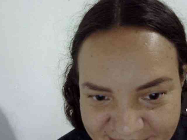 ElizabethMart webcam