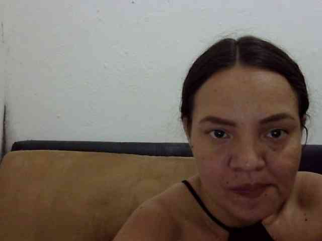 ElizabethMart webcam