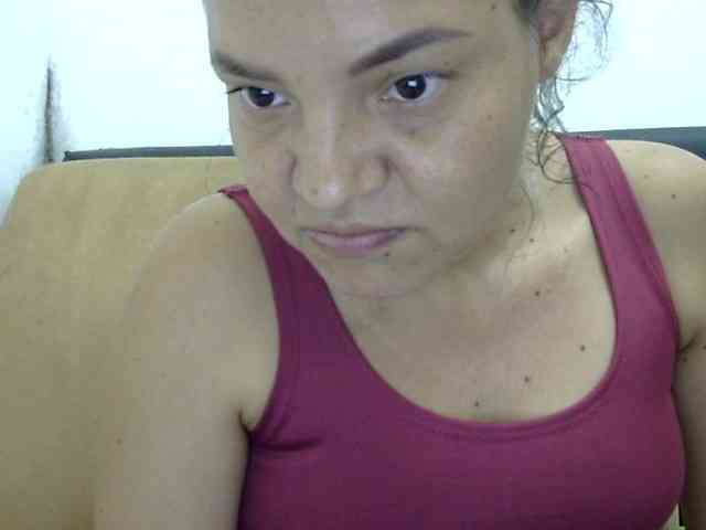 ElizabethMart webcam