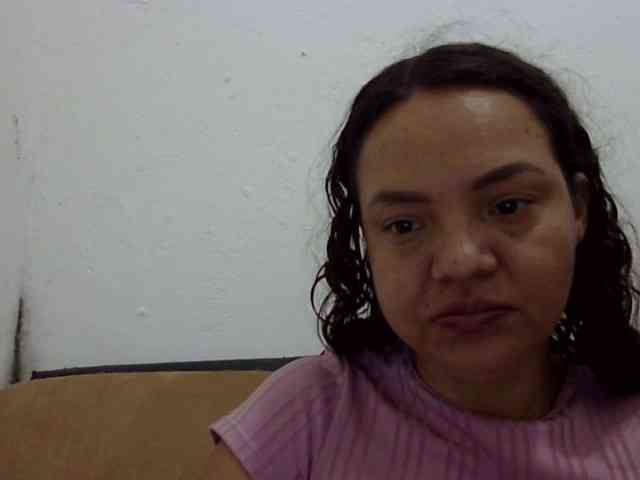 ElizabethMart webcam