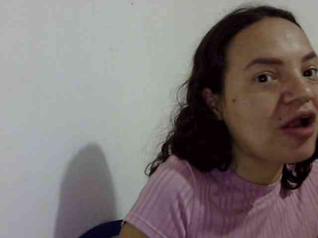 ElizabethMart webcam