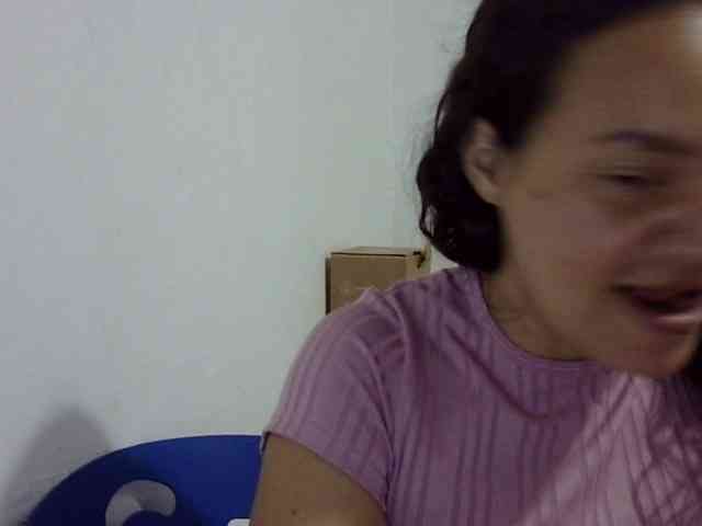 ElizabethMart webcam
