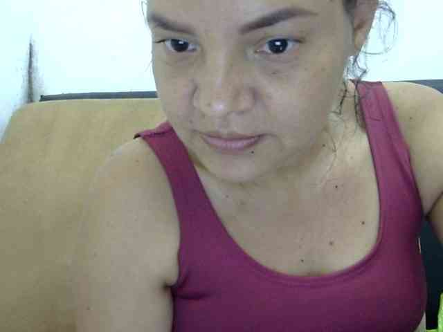 ElizabethMart webcam