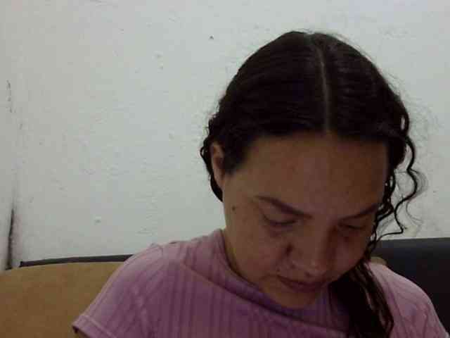 ElizabethMart webcam