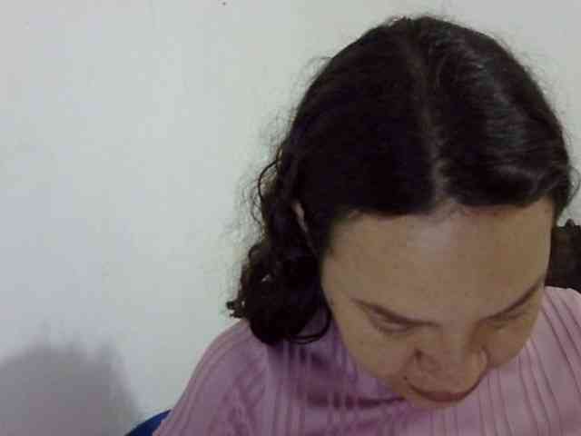 ElizabethMart webcam