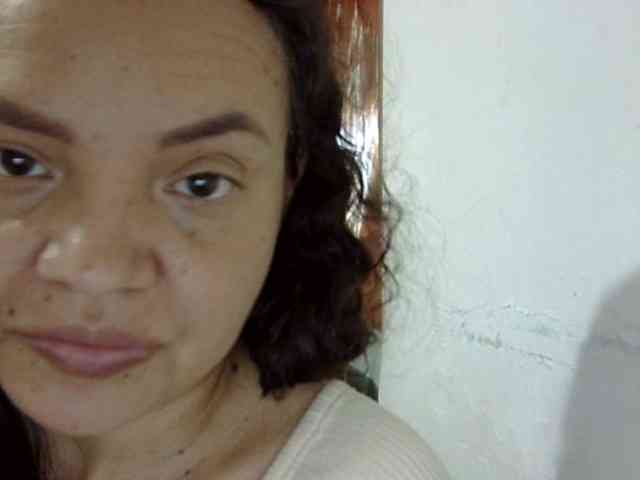 ElizabethMart webcam