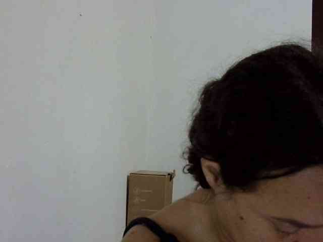 ElizabethMart webcam