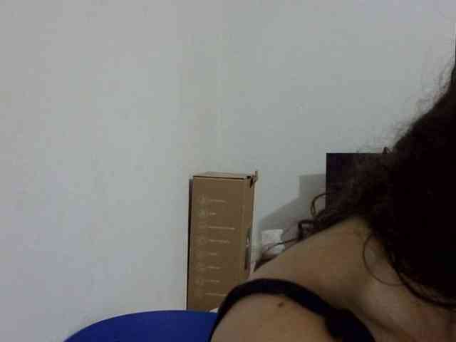 ElizabethMart webcam