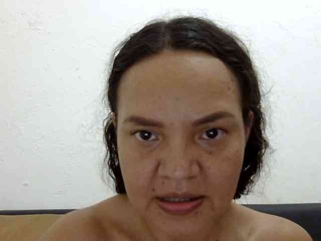 ElizabethMart webcam