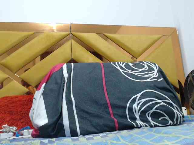 SashaMacgrego webcam