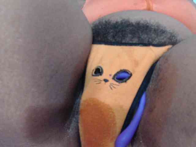 SashaMacgrego webcam