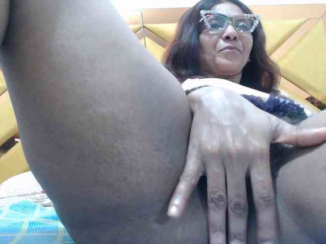SashaMacgrego webcam
