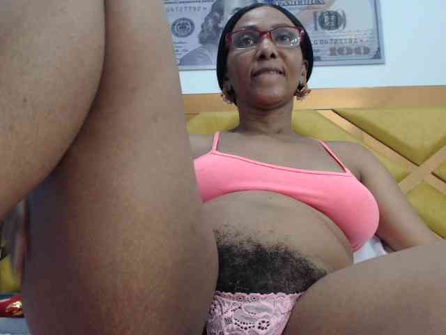 SashaMacgrego webcam