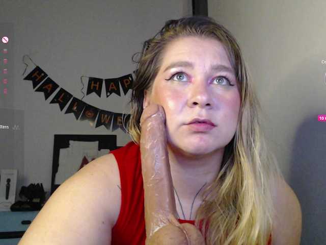 Try Lilye, she wants to masturbate for you Lilye from BongaCams