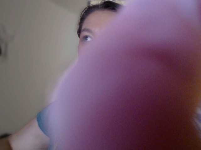 Lilye's BongaCams show and profile