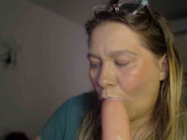 Lilye Live Webcam on BongaCams