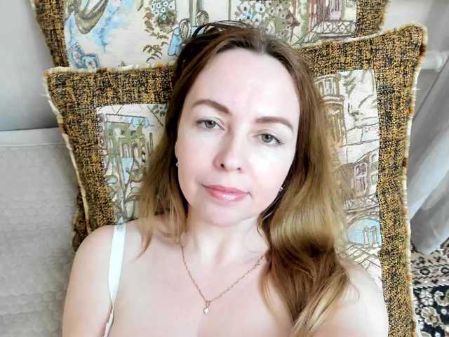 INESSAsexi's BongaCams show and profile