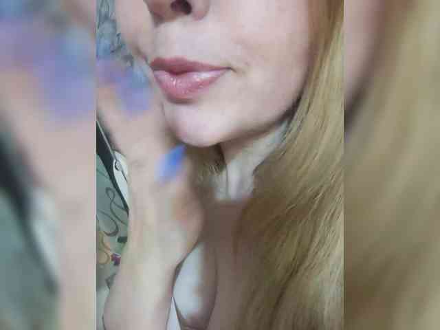 INESSASEXY1 webcam