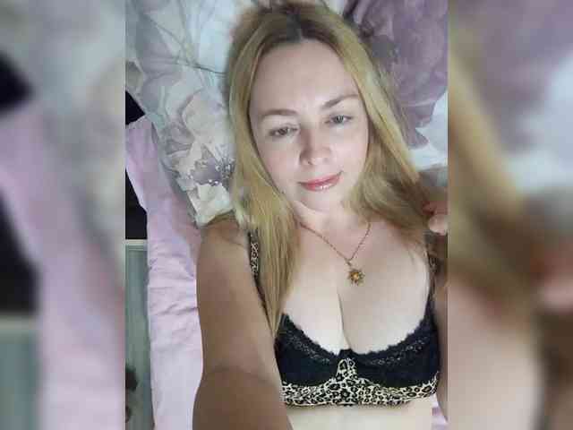 INESSASEXY1 webcam