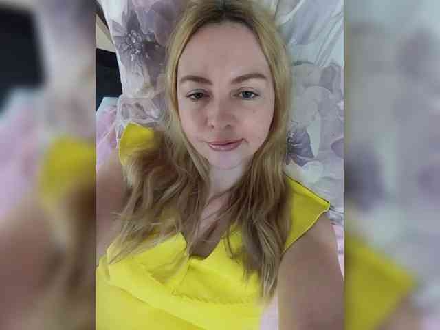 INESSASEXY1 webcam