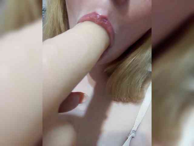 INESSASEXY1 webcam