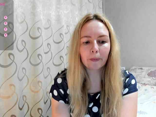 INESSASEXY1 webcam