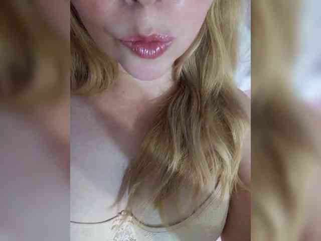 INESSASEXY1 webcam