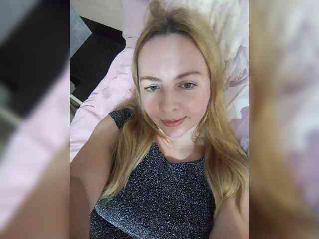 INESSASEXY1 webcam