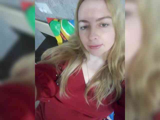 INESSASEXY1 webcam