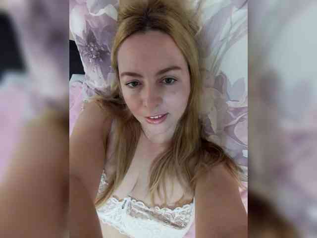 INESSASEXY1 webcam