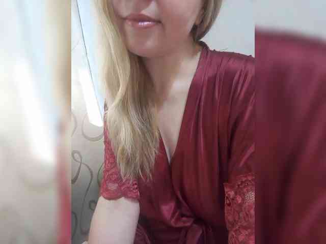 INESSASEXY1 webcam
