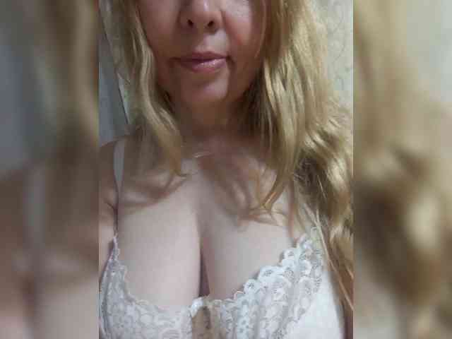 INESSASEXY1 webcam