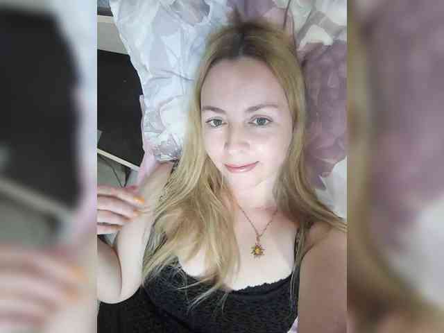 INESSASEXY1 webcam