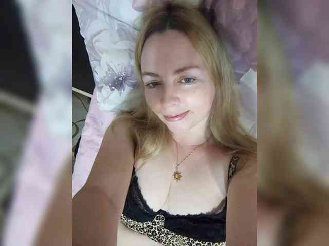 INESSASEXY1 webcam