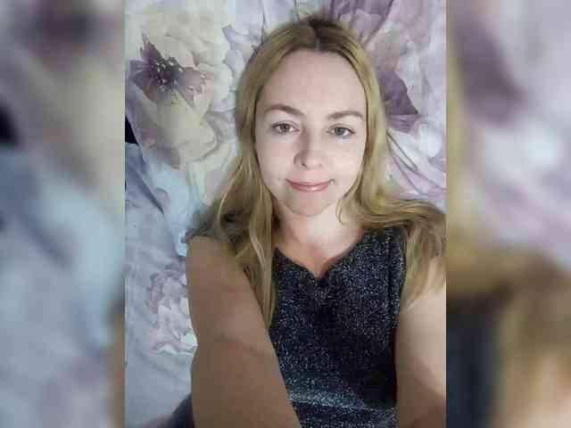 INESSASEXY1 webcam