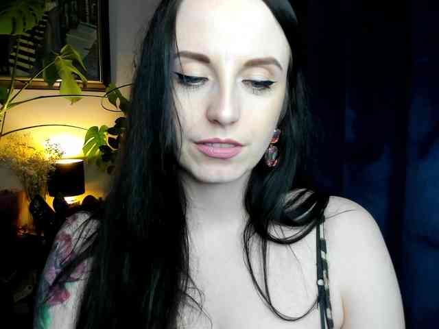KissxLeila webcam