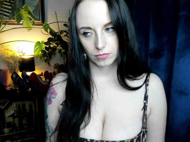 KissxLeila webcam