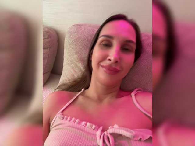 hothoneybabe from BongaCams is Freechat