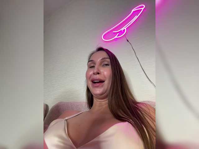 hothoneybabe from BongaCams is Freechat