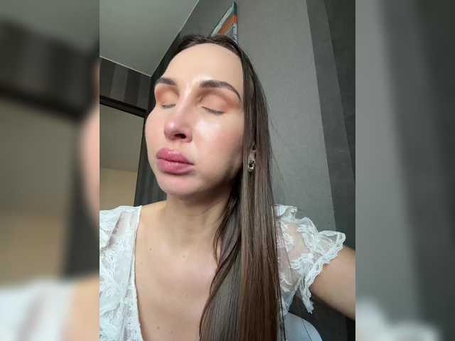 hothoneybabe live cam